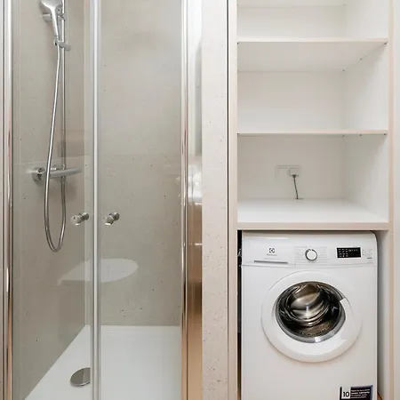 Wolczanska - Workspace & Balcony - By Rentujemy