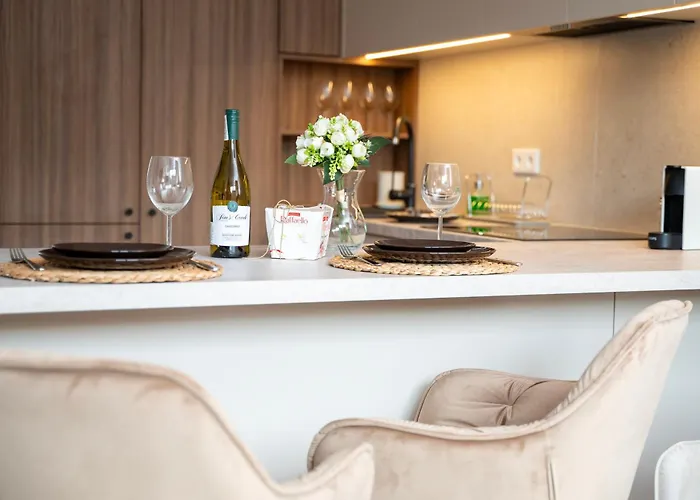 Wolczanska - Workspace & Balcony - By Rentujemy Lejlighed