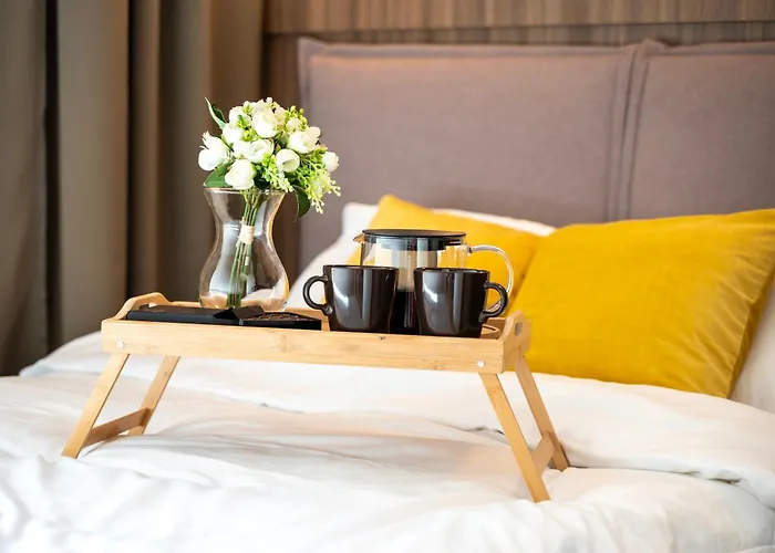 Wolczanska - Workspace & Balcony - By Rentujemy Łódź