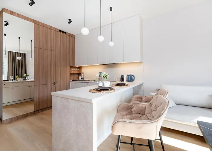 Lejlighed Wolczanska - Workspace & Balcony - By Rentujemy Łódź