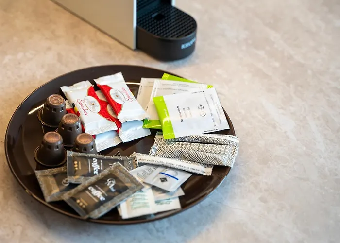 Lejlighed Wolczanska - Workspace & Balcony - By Rentujemy *